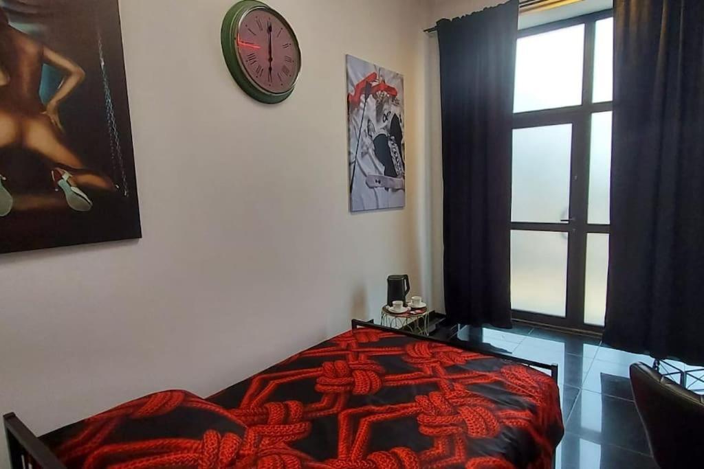 Pokoj Tylko Dla Doroslych Momenti Piccanti Katowice Ngoại thất bức ảnh