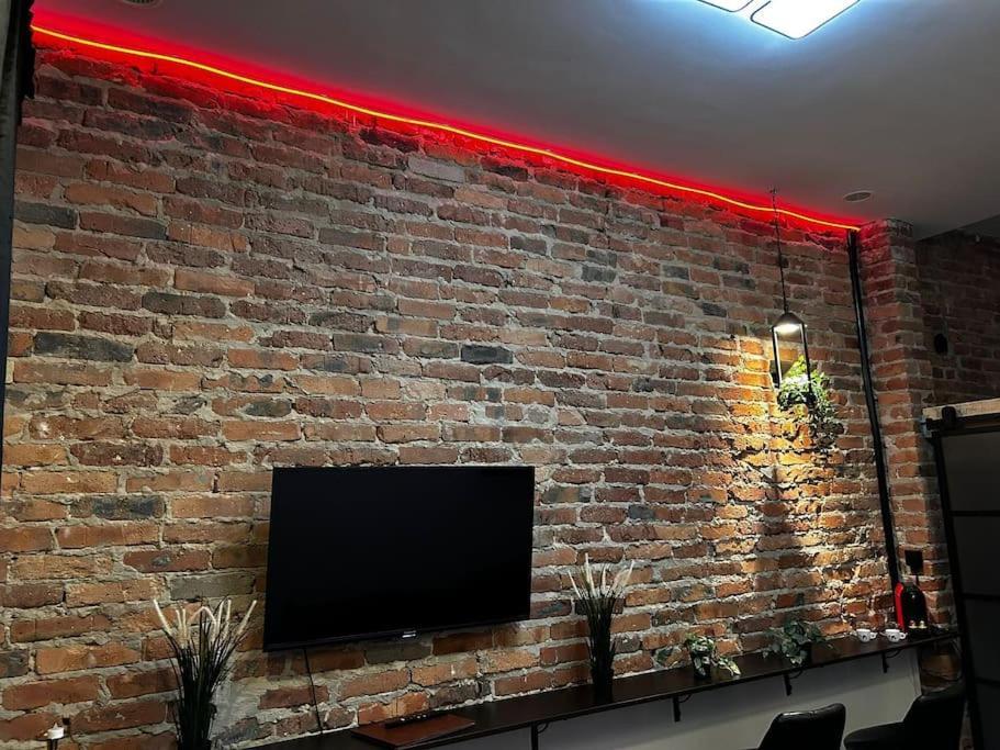 Pokoj Tylko Dla Doroslych Momenti Piccanti Katowice Ngoại thất bức ảnh