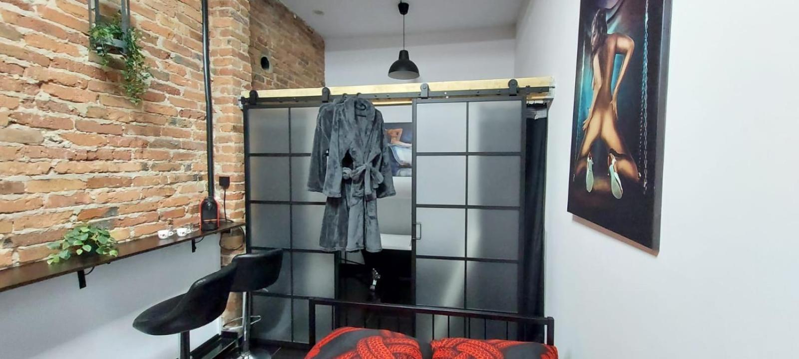 Pokoj Tylko Dla Doroslych Momenti Piccanti Katowice Ngoại thất bức ảnh